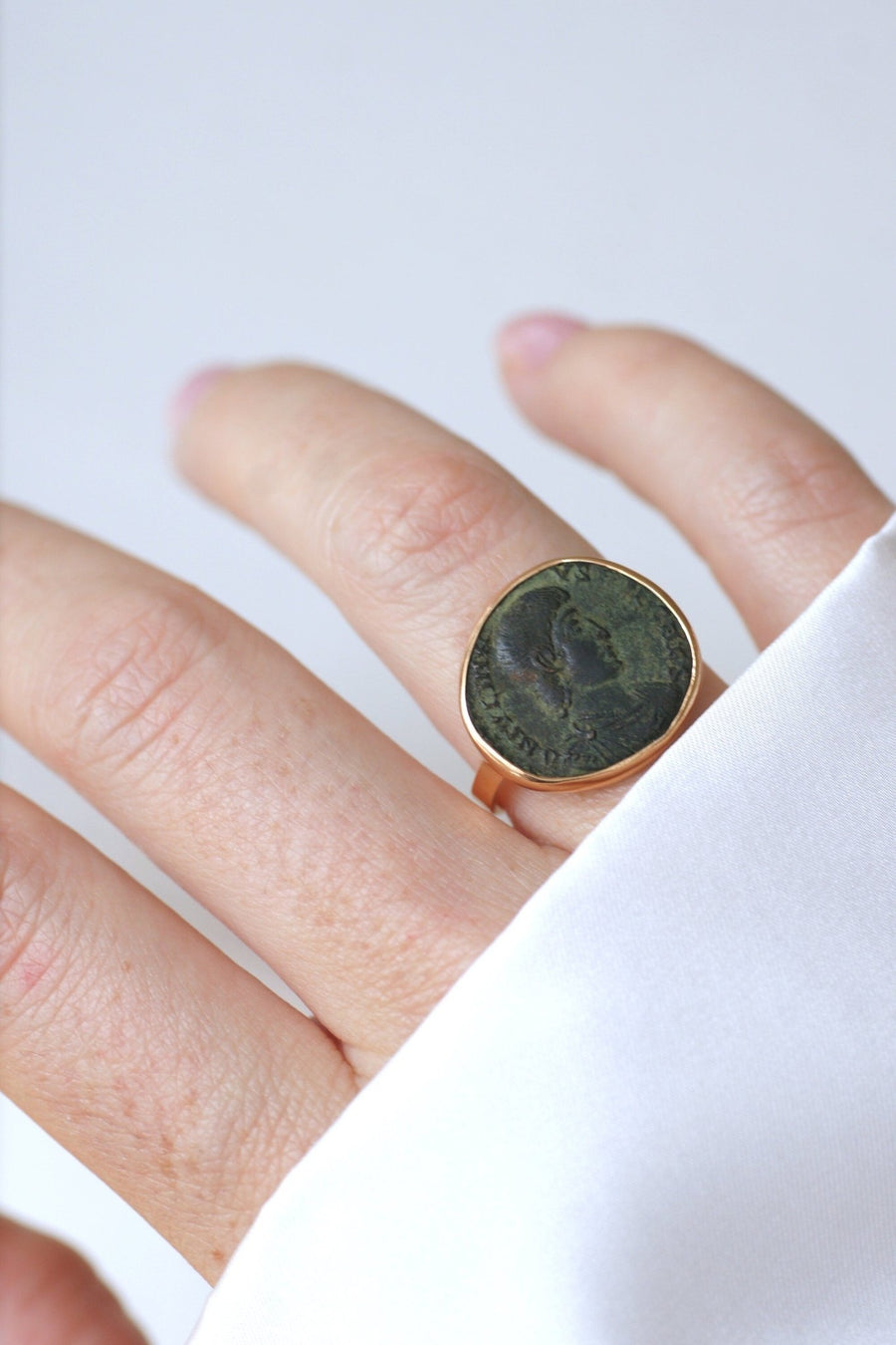 Roman coin ring Constance Galle - Penelope Gallery