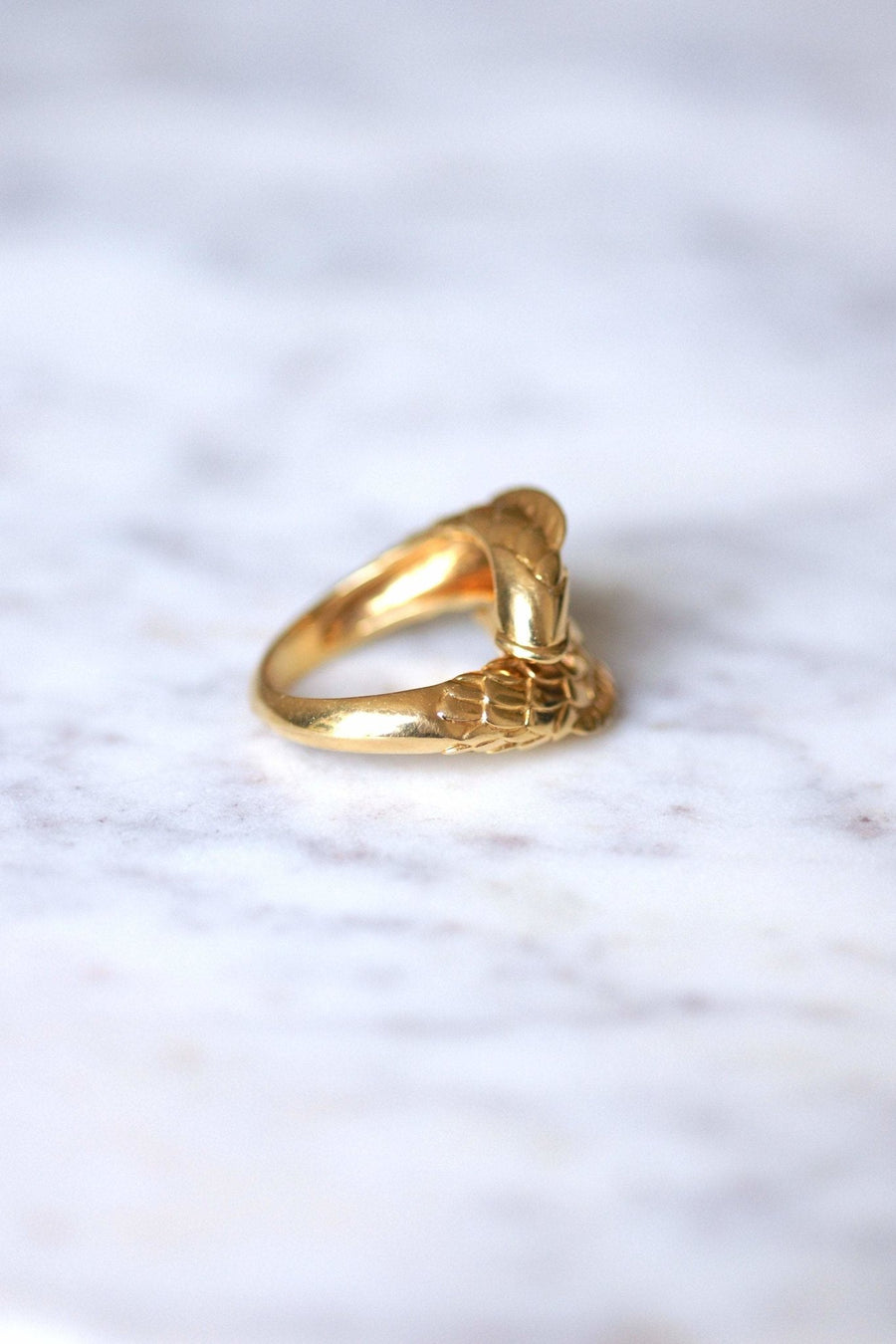 Vintage fish ring Mellerio in yellow gold and diamonds - Galerie Pénélope