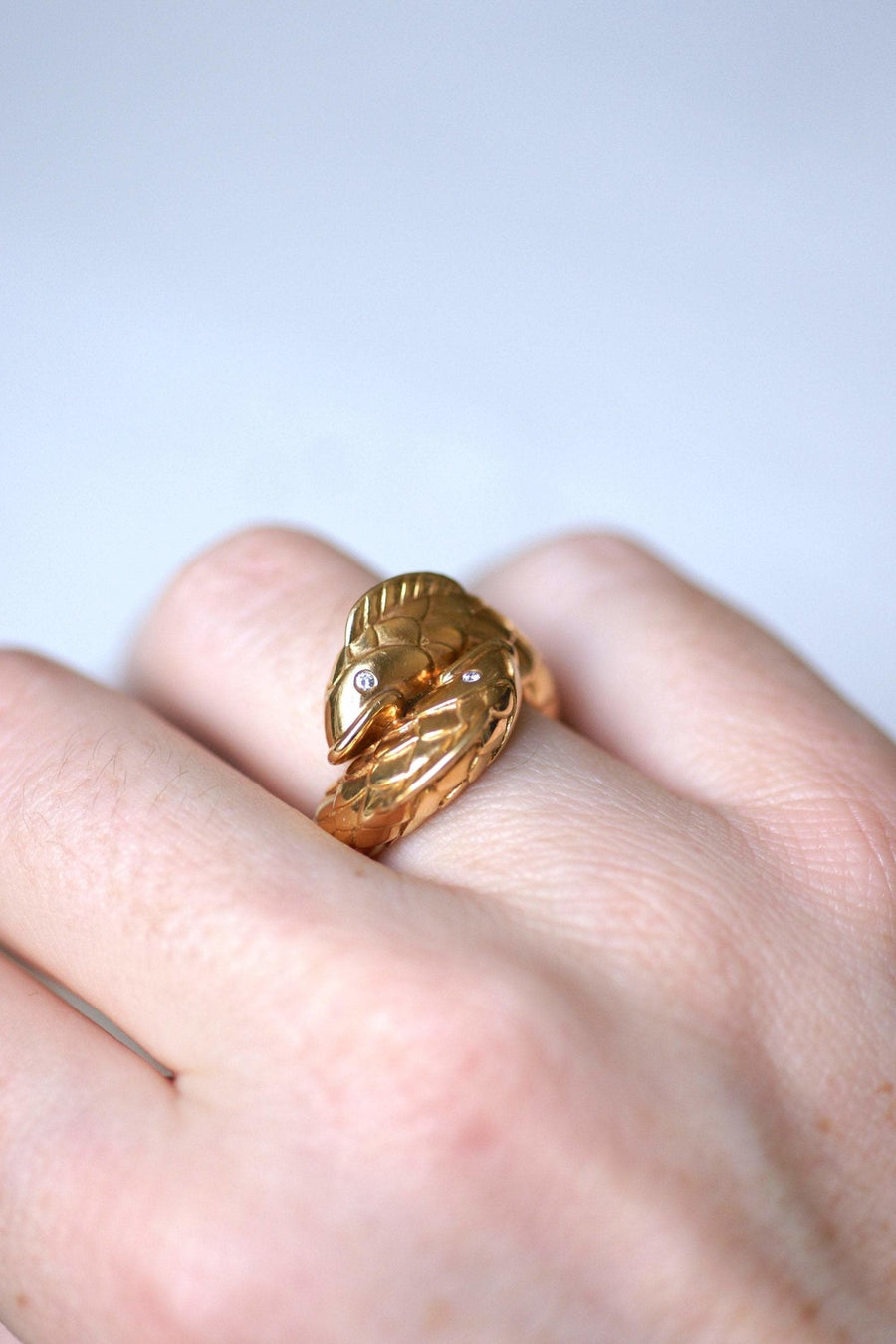Vintage fish ring Mellerio in yellow gold and diamonds - Galerie Pénélope