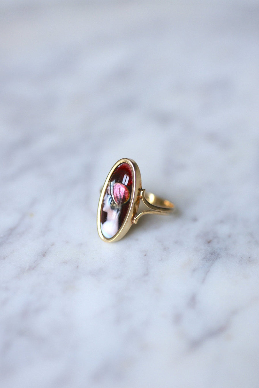 Yellow gold and Limoges enamel antique portrait ring - Galerie Pénélope