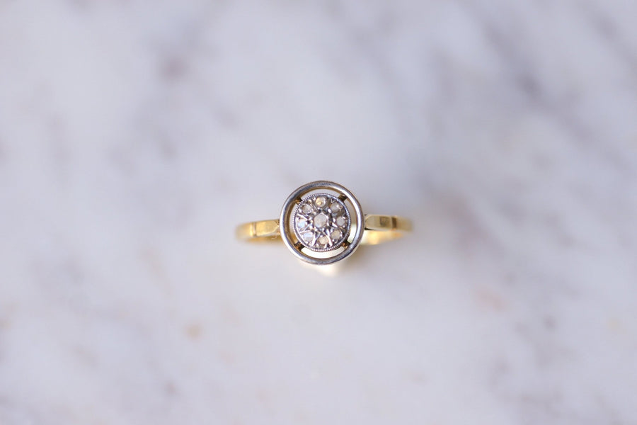 Round Art Deco platinum, yellow gold and diamonds engagement ring - Galerie Pénélope
