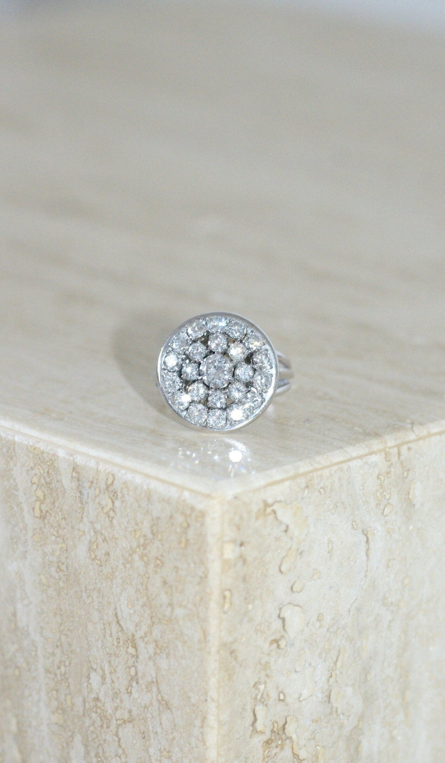 Round white gold and platinum diamond wire ring - Galerie Pénélope