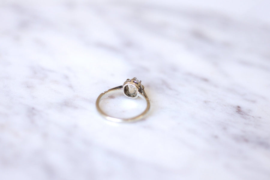 Solitaire ring in white gold, platinum and diamond 0.40 Ct - Galerie Pénélope