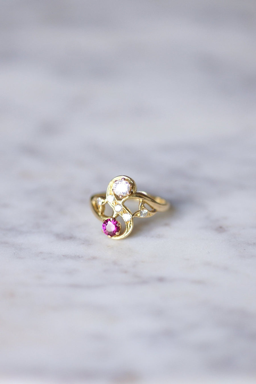 Victorian style ring Toi et Moi, diamonds, synthetic ruby, on yellow gold - Penelope Gallery