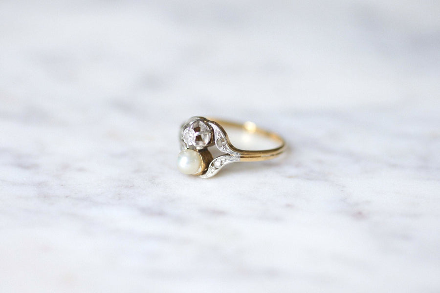Belle Epoque pearl and diamonds ring on gold and platinum - Galerie Pénélope