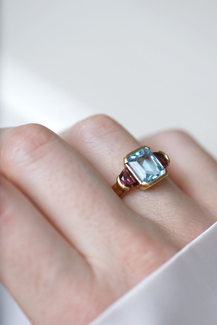 Topaz and Yellow Gold Garnet Ring - Galerie Pénélope