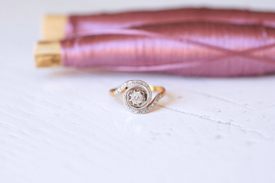 Belle Epoque Tourbillon ring, gold and diamonds - Galerie Pénélope