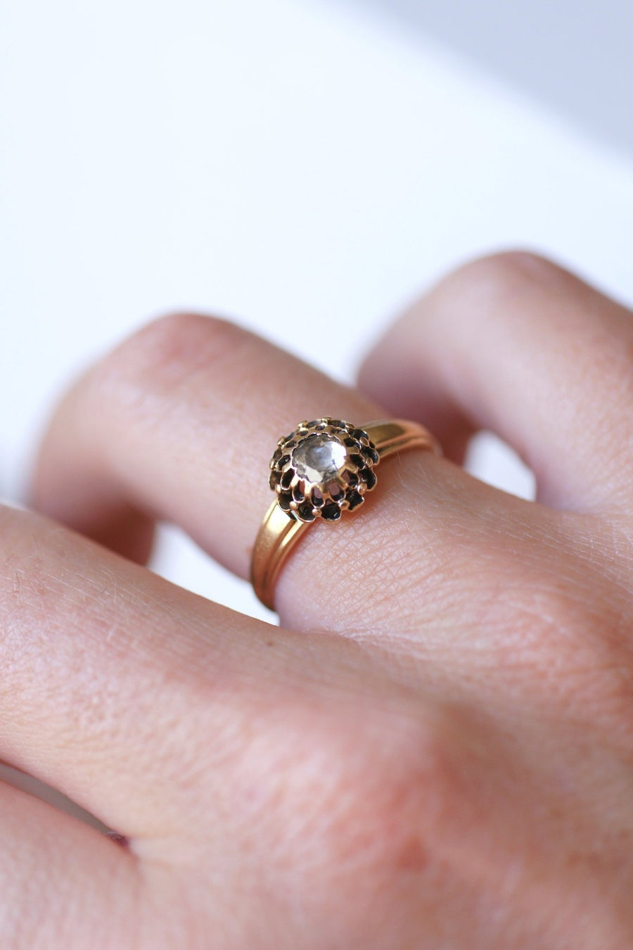 Antique gold and diamond solitaire Victorian ring - Galerie Pénélope