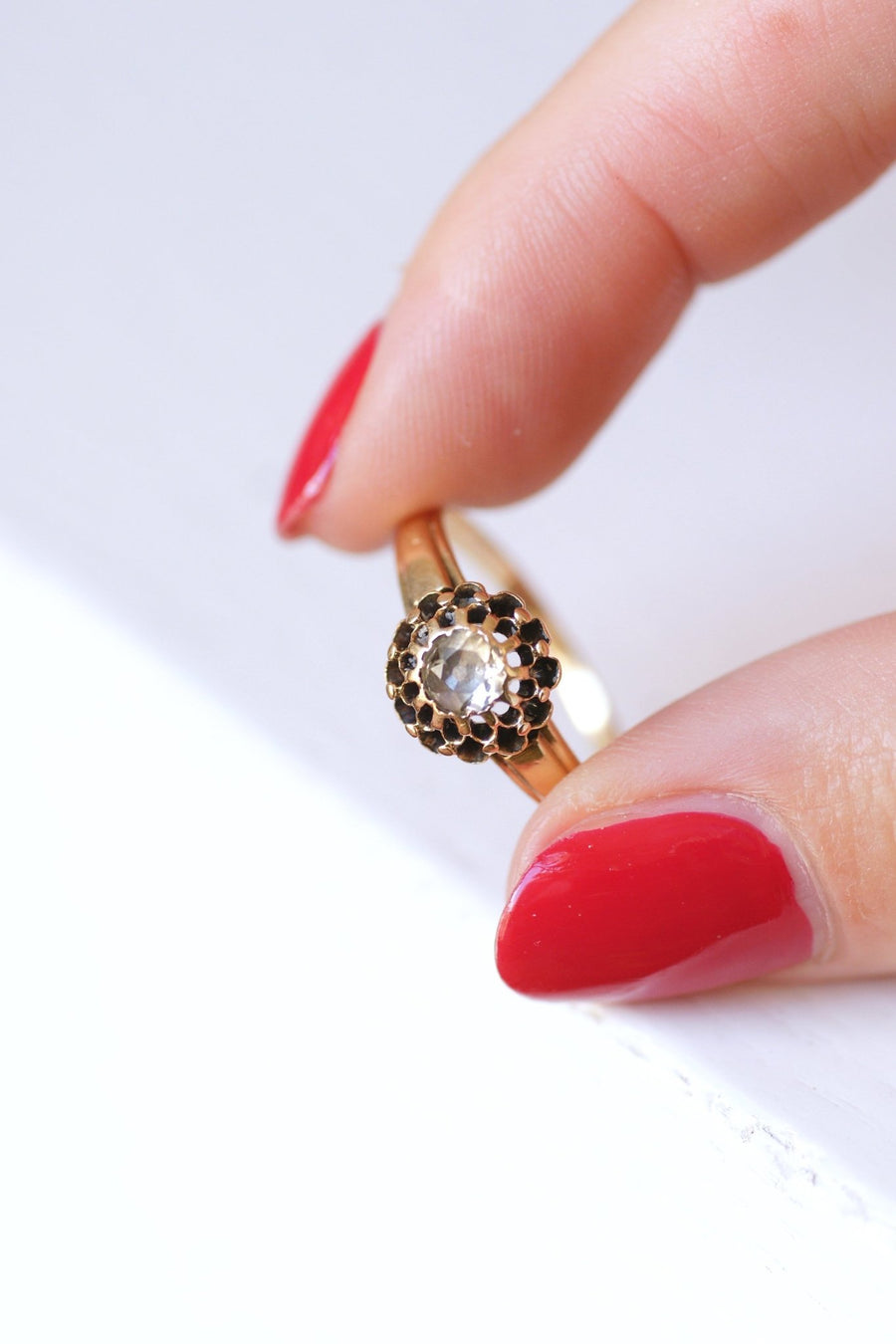 Antique gold and diamond solitaire Victorian ring - Galerie Pénélope
