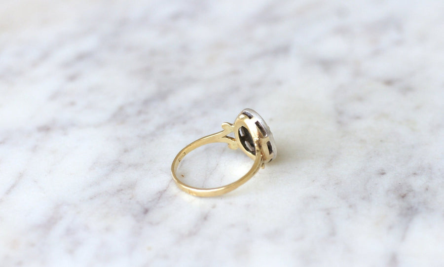 Vintage emerald and diamond ring - Penelope Gallery