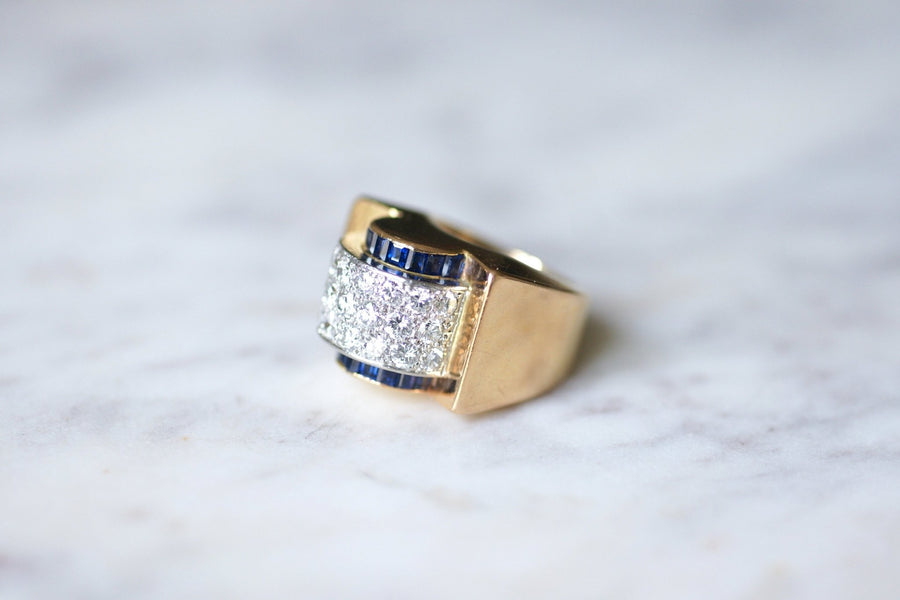 Vintage Art Deco pink gold and platinum Tank ring set with diamonds and sapphires - Galerie Pénélope