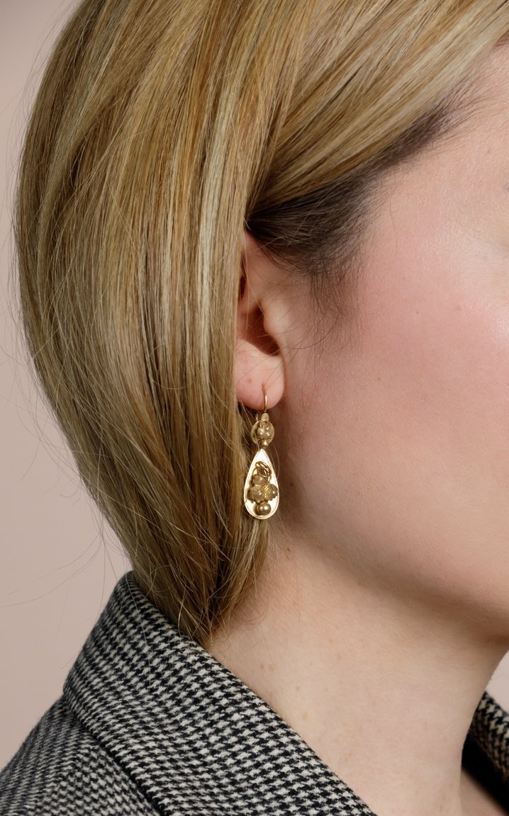 Antique gold "vine leaf" earrings - Galerie Pénélope