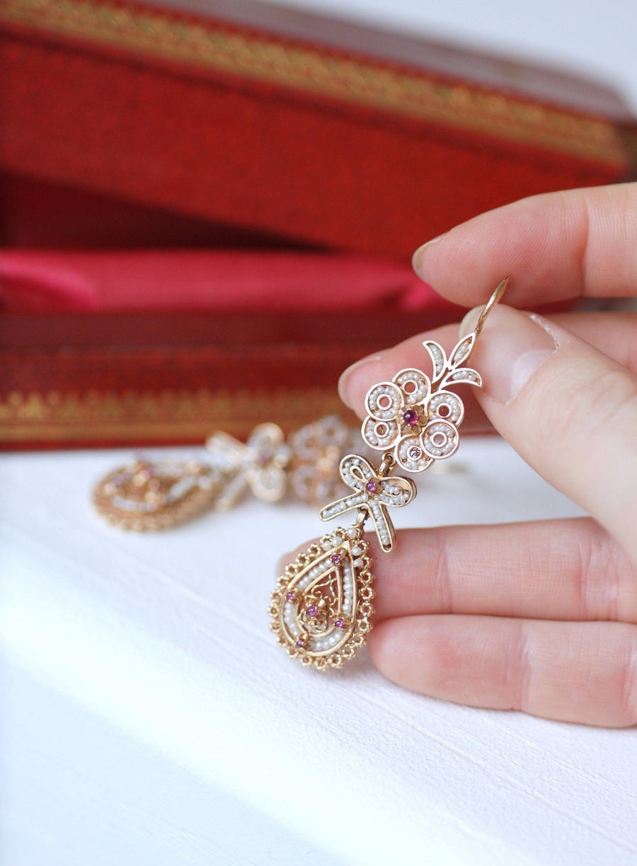 Antique earrings, pearls, rubies on pink gold filigree - Galerie Pénélope