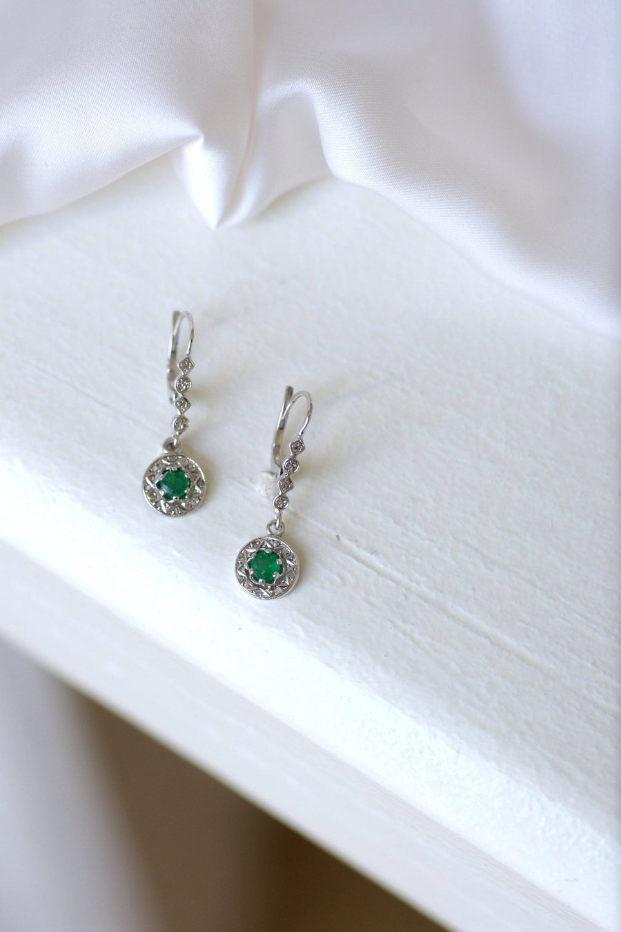 Art Deco diamond and emerald earrings - Galerie Pénélope