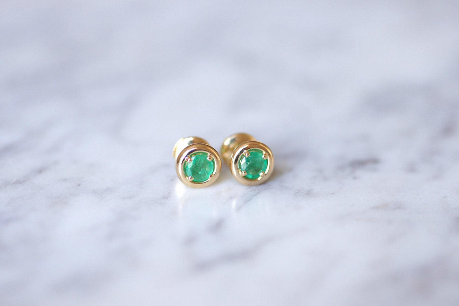 Earrings, studs, gold and emeralds - Galerie Pénélope