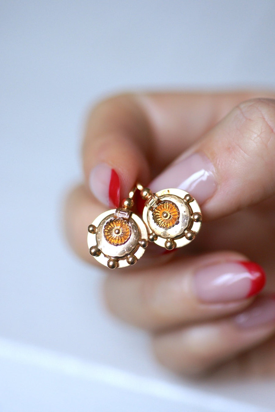 Antique corolla sleeper earrings in rose gold - Penelope Gallery