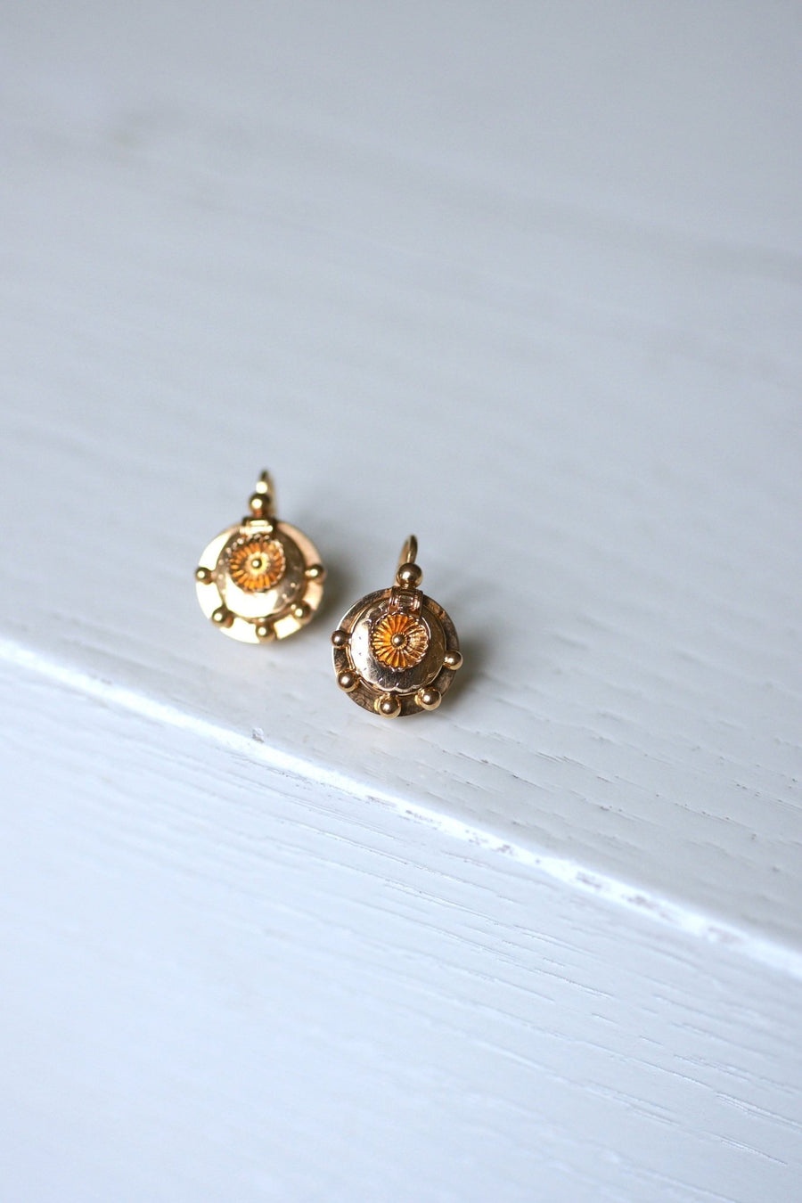 Antique corolla sleeper earrings in rose gold - Penelope Gallery