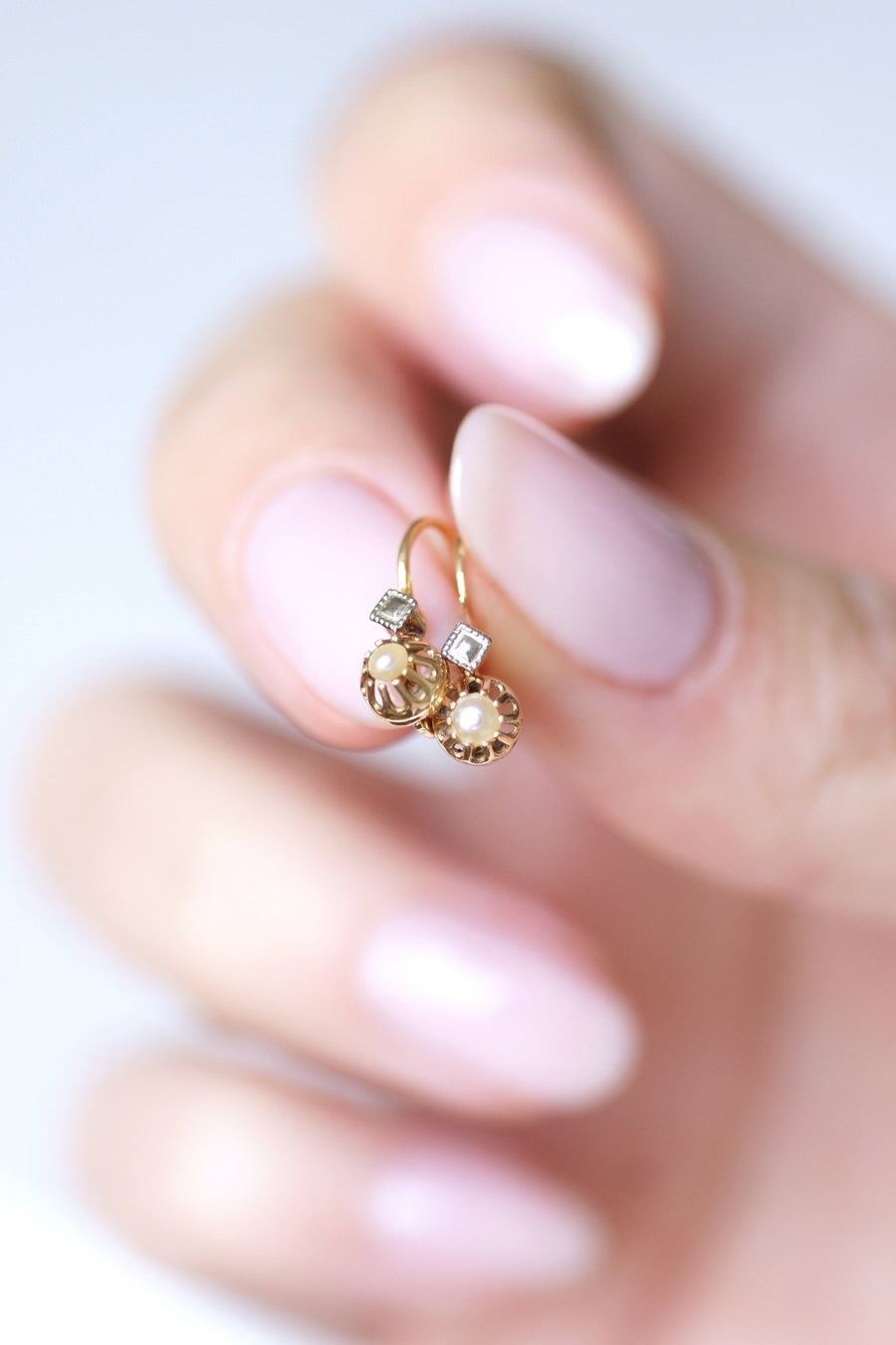 Antique gold and pearl sleeper earrings - Galerie Pénélope