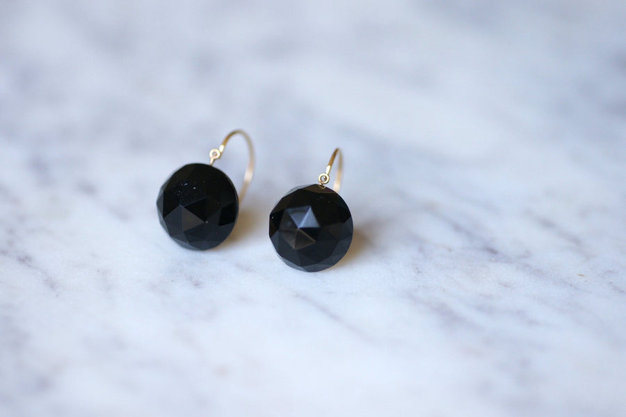 Antique pink gold and facetted jet earrings - Galerie Pénélope