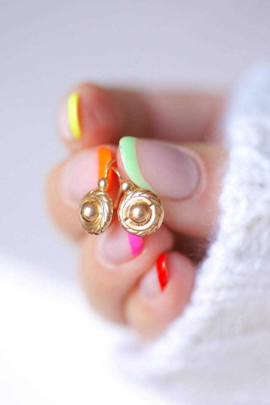 Antique yellow gold round sleeper earrings - Galerie Pénélope