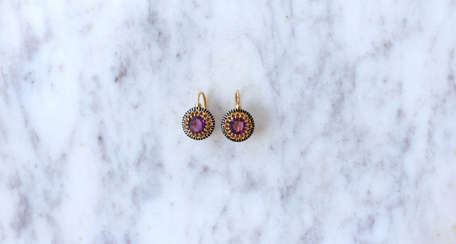 Yellow gold, enamel and garnet earrings - Galerie Pénélope