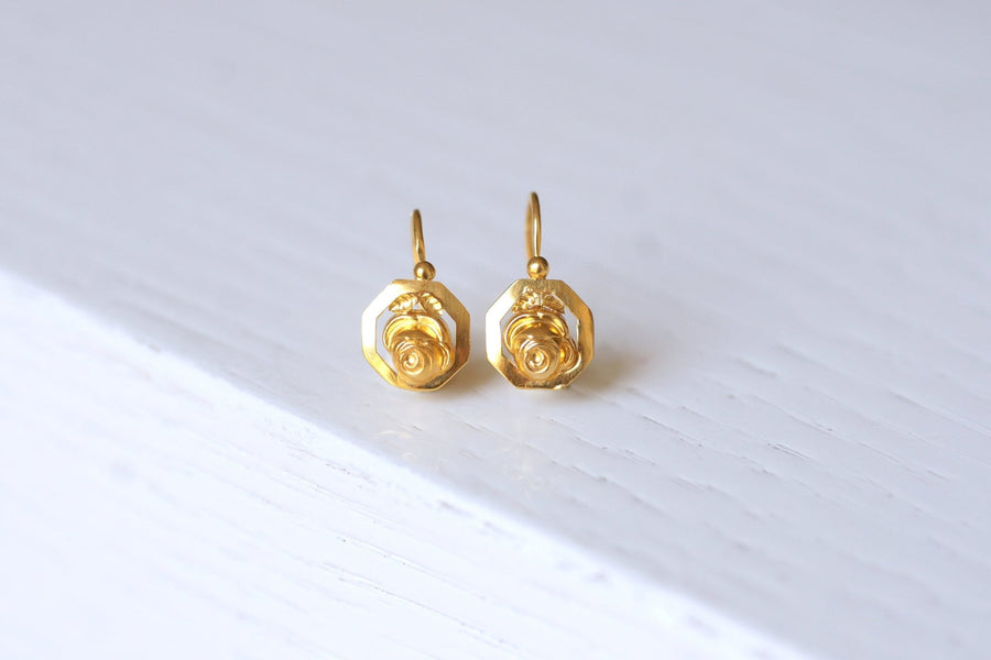 Art Deco yellow gold flower earrings - Galerie Pénélope