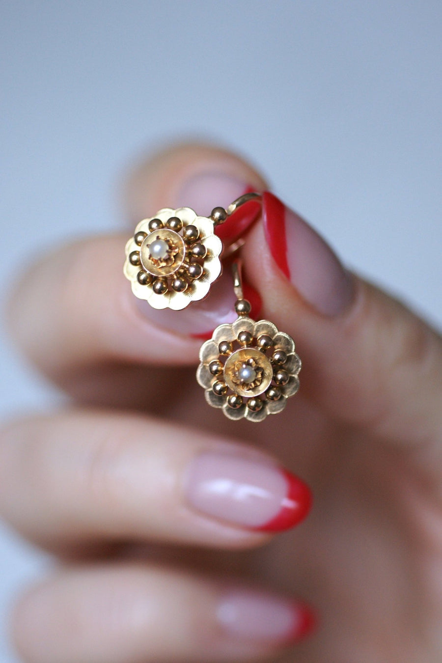 Antique pink gold and pearl flower earrings - Penelope Gallery