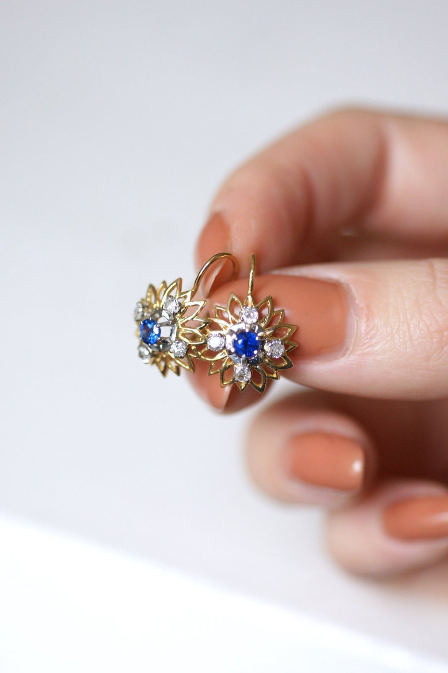 Vintage gold, sapphire and diamond daisy earrings - Penelope Gallery