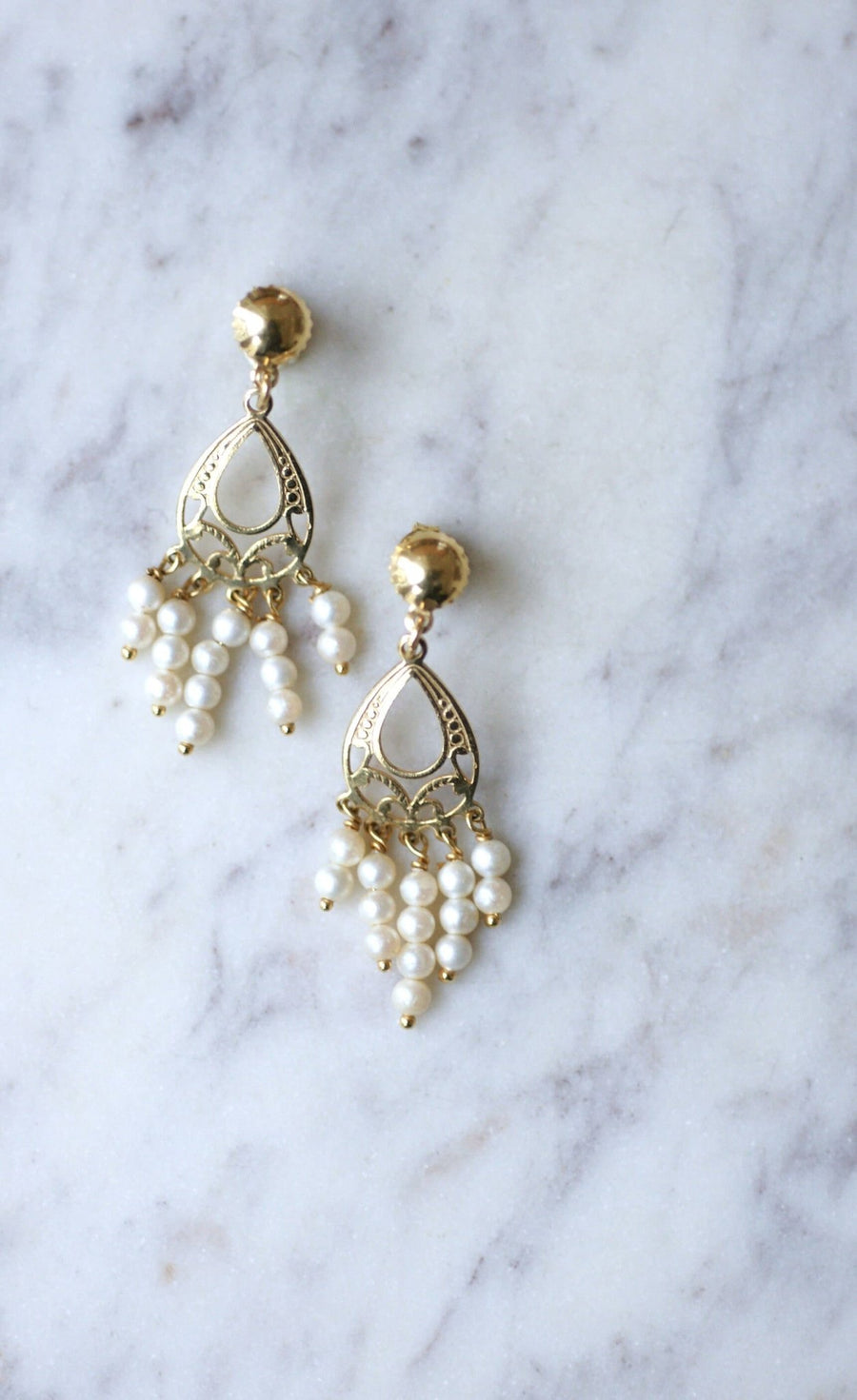 Yellow gold and pearl fringe earrings - Penelope Gallery