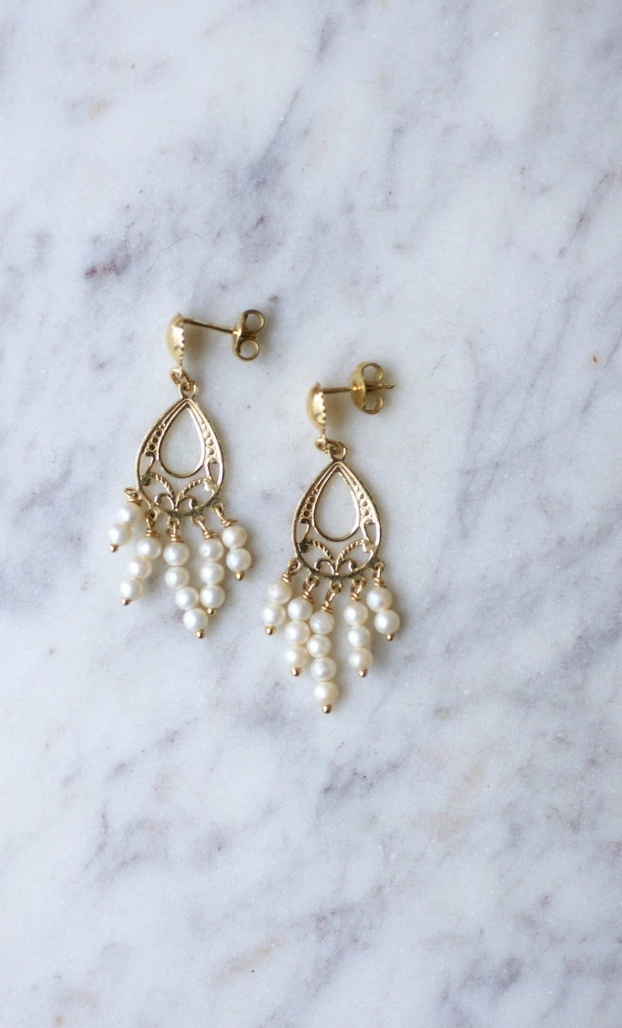 Yellow gold and pearl fringe earrings - Penelope Gallery