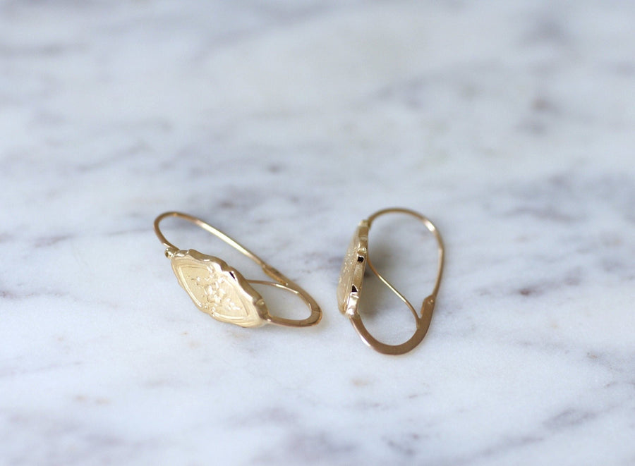 Two gold fish earrings - Penelope Gallery