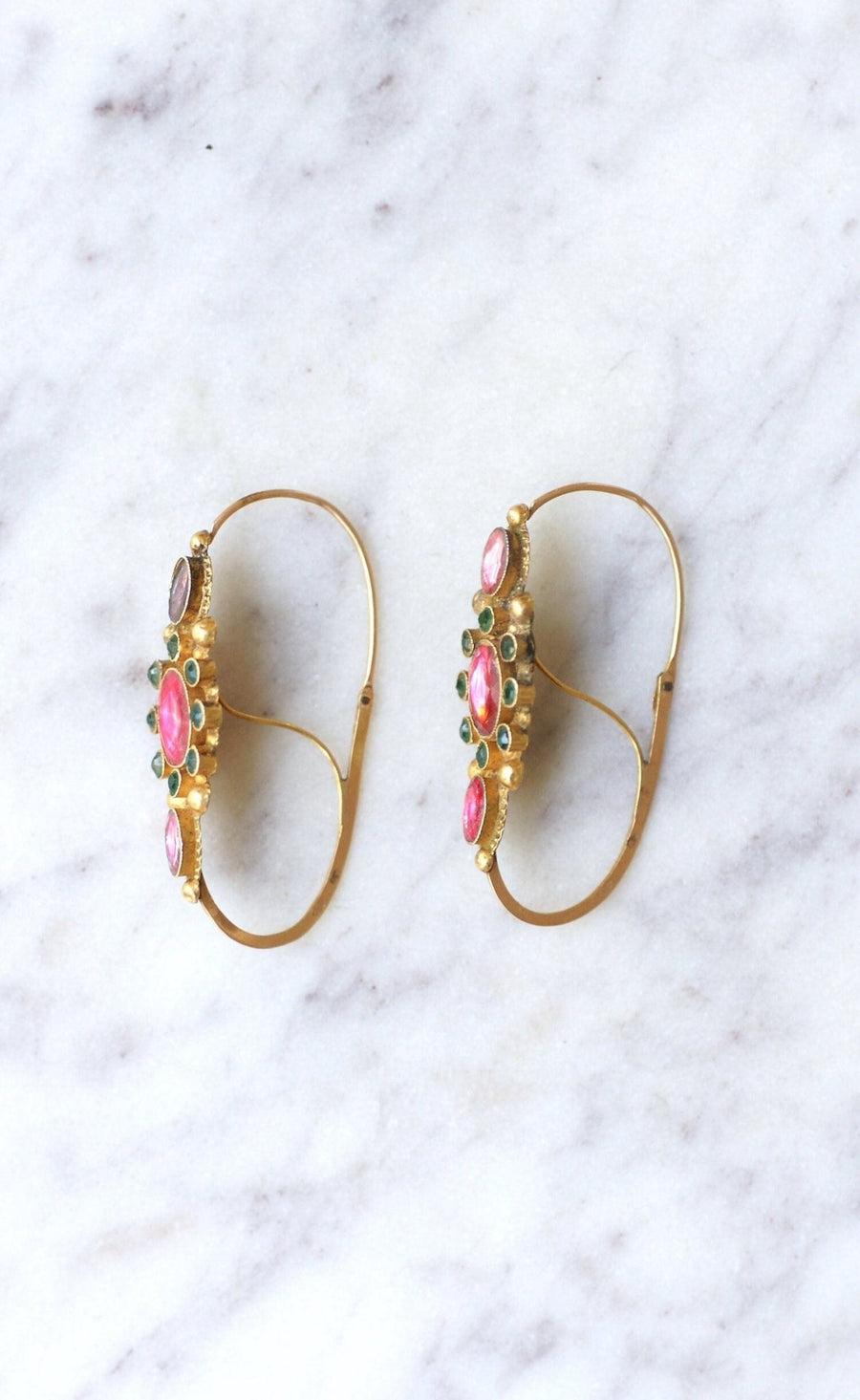 Gold and rhinestone Poissardes earrings - Galerie Pénélope