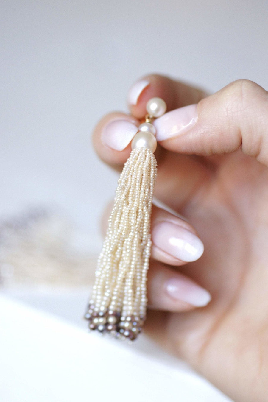 Gold and cultured pearl pompom earrings - Galerie Pénélope