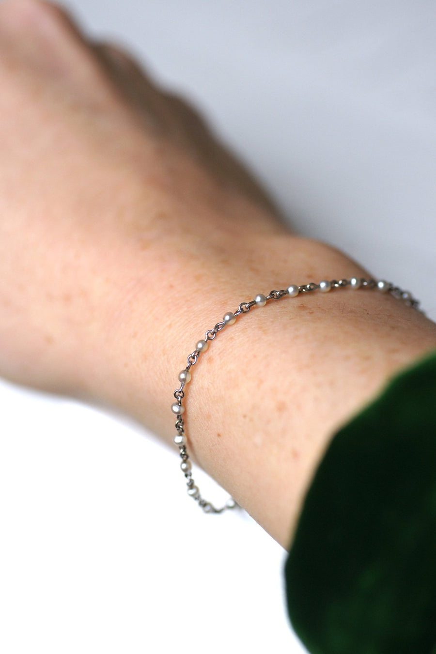 Art Deco bracelet platinum and fine pearls, Circa 1920 - Galerie Pénélope