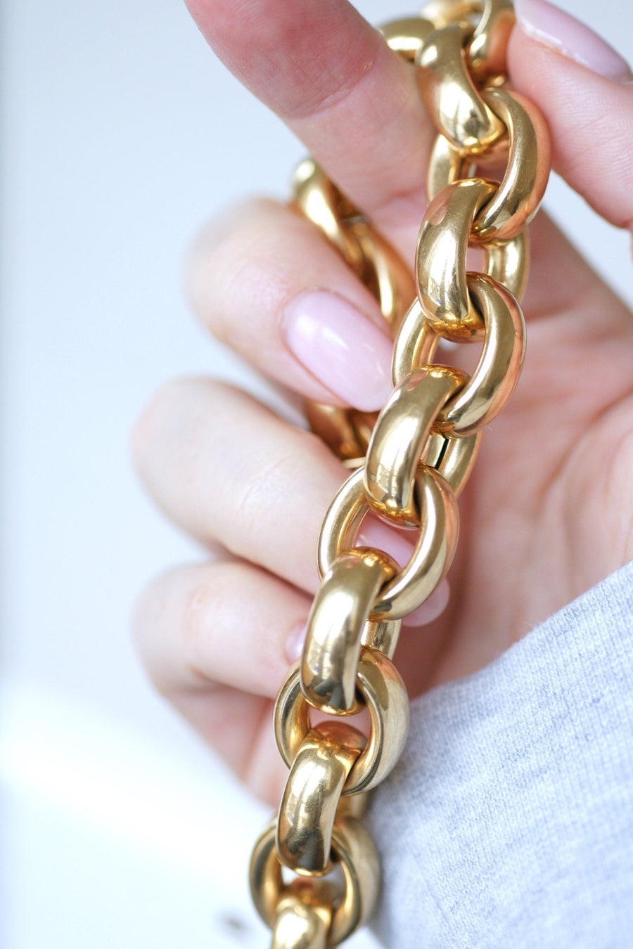 Big mesh bracelet with gold curb chain - Penelope Gallery