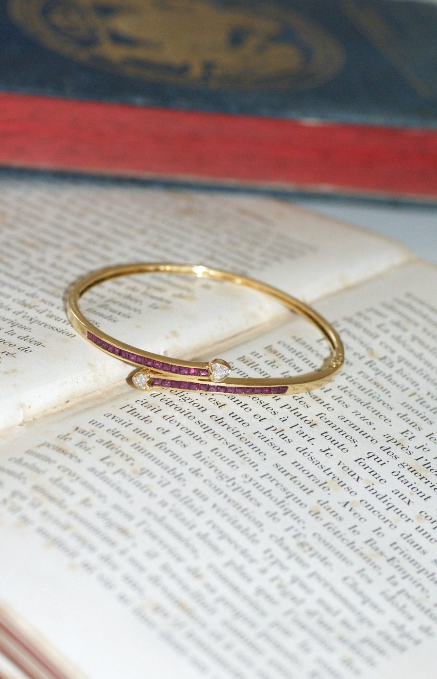 Jonc heart crossed ruby bracelet - Galerie Pénélope