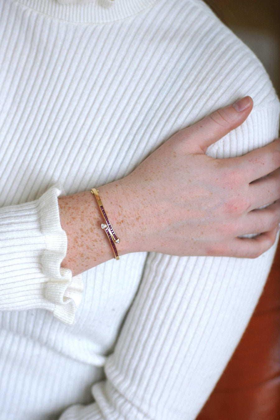 Jonc heart crossed ruby bracelet - Galerie Pénélope