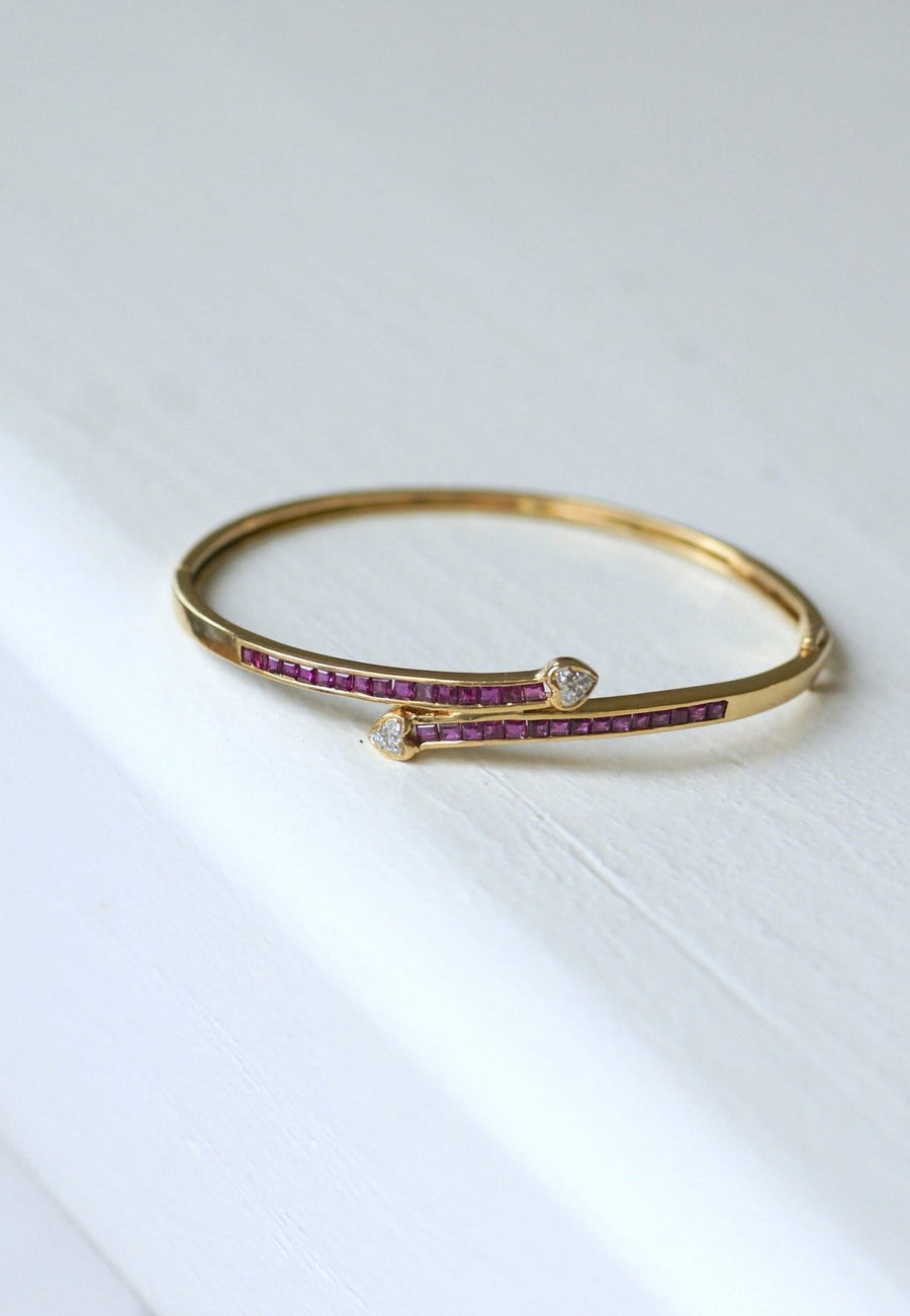Jonc heart crossed ruby bracelet - Galerie Pénélope