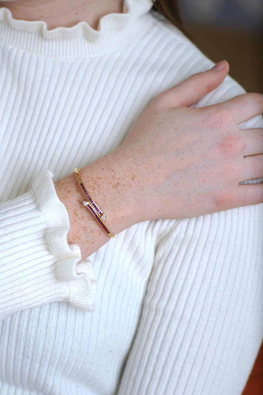 Jonc heart crossed ruby bracelet - Galerie Pénélope