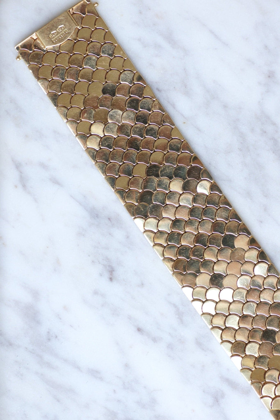 Yellow gold flexible scale cuff bracelet - Penelope Gallery