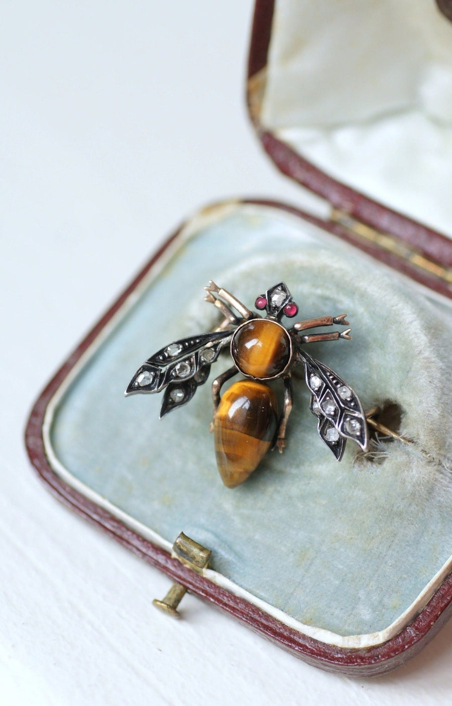 Antique tiger eye and diamond brooch - Penelope Gallery
