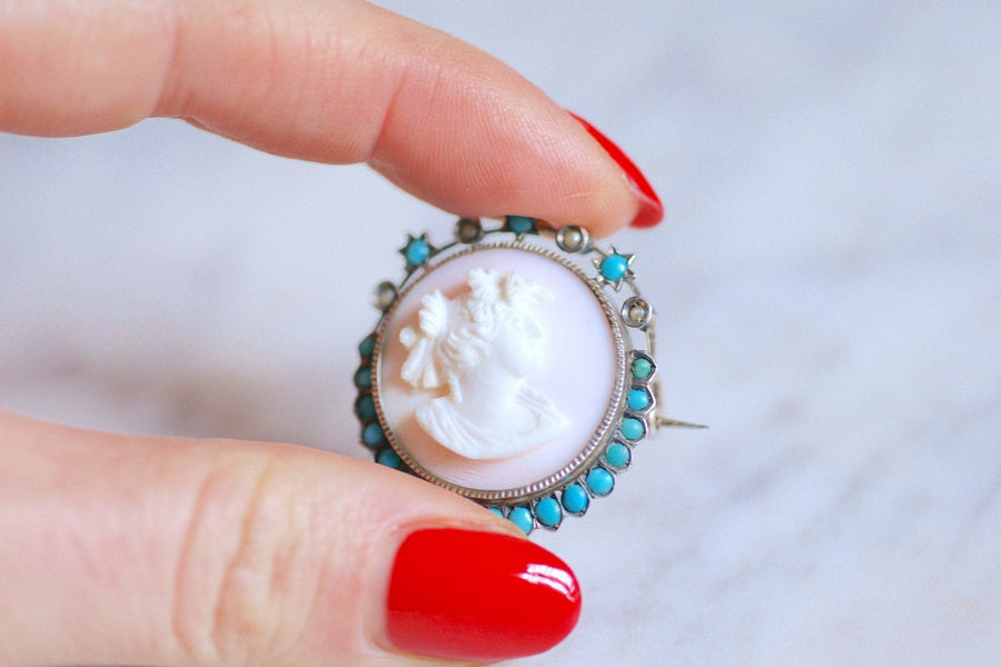 Antique austrian brooch pink shell, turquoise and pearl cameo on silver - Galerie Pénélope
