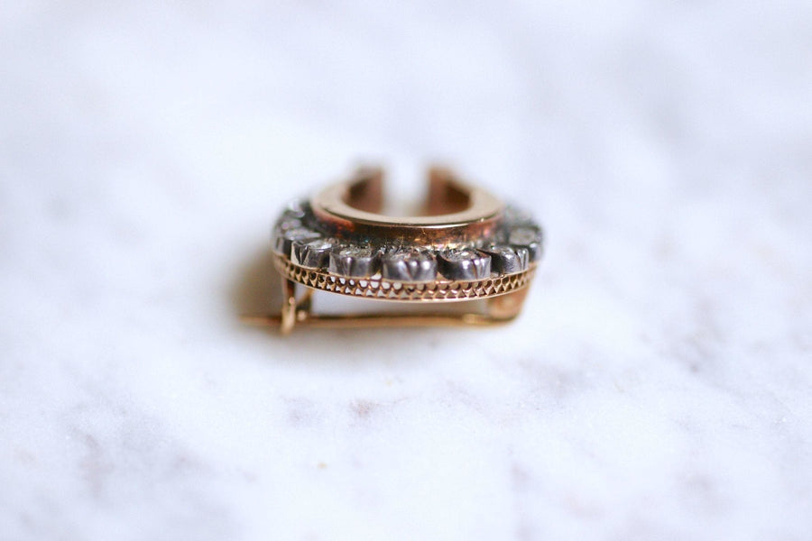 Antique horseshoe brooch set with diamonds, pink gold and silver - Galerie Pénélope