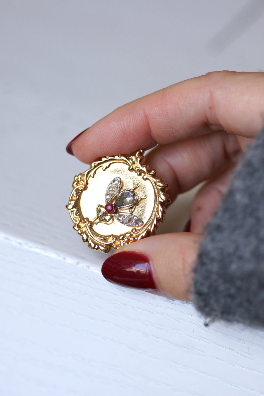 Antique Victorian brooch in gold and diamond fly - Galerie Pénélope