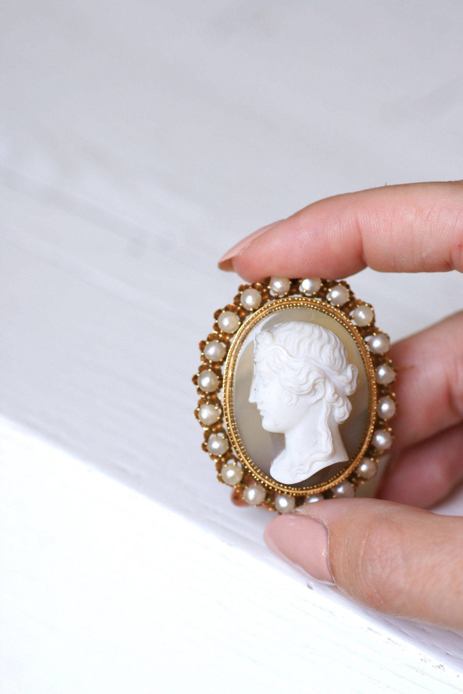 Agate and pearl cameo brooch - Galerie Pénélope