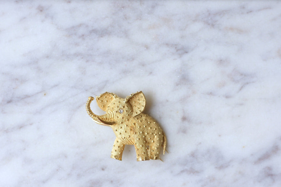 Vintage gold elephant brooch - Penelope Gallery