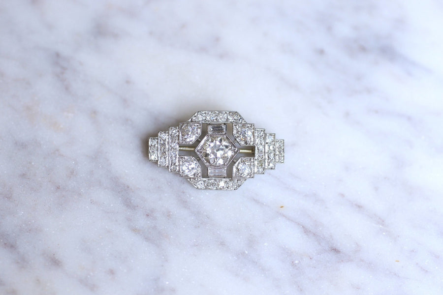 Art Deco gold, platinum, and diamond plate brooch - Galerie Pénélope