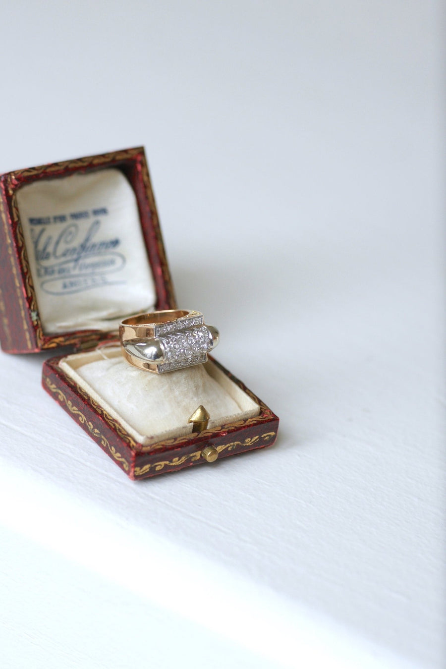 Pink gold and platinum diamond signet ring - Penelope Gallery