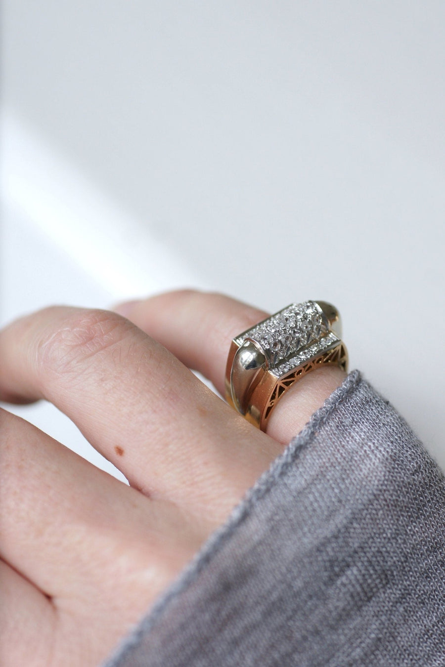 Pink gold and platinum diamond signet ring - Penelope Gallery