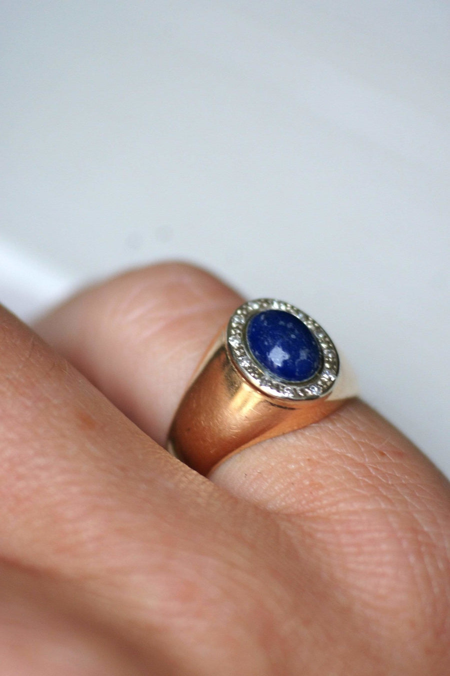 Vintage lapis lazuli and diamond signet ring - Galerie Pénélope